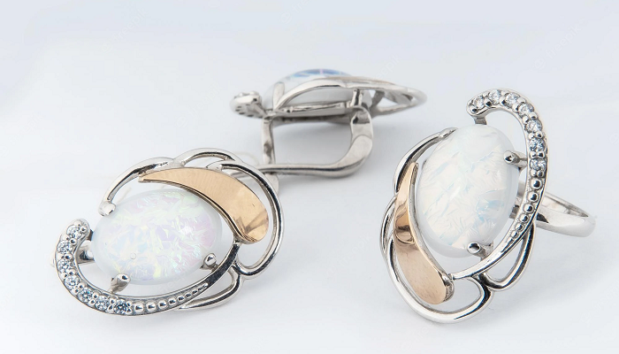 Joyas de plata con piedras preciosas